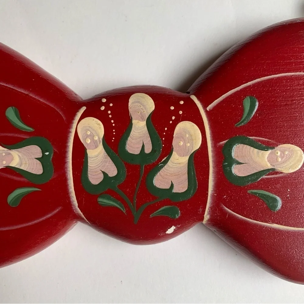 Red Merry Christmas Hanging Wood Sign Wall Plaque Ribbon Bow Hand Painted 24”